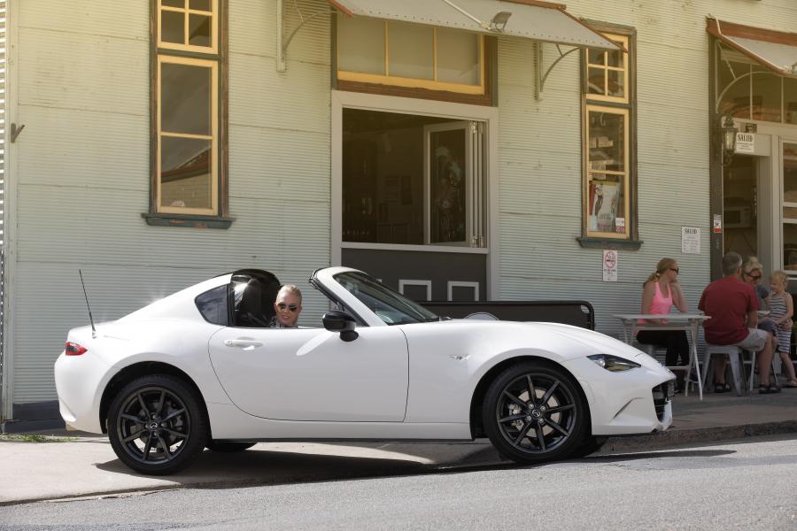  Mazda MX-5 RF (ND) 2017 года  (AU) (фото 17 из 42)